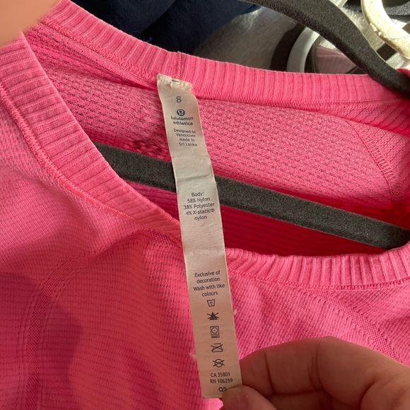 Lululemon Swiftly Tech Short Sleeve - Picture 4 of 4